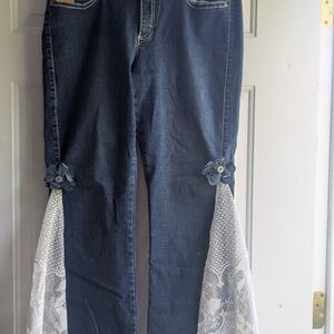 Elegant Denim Flare Jeans with Lace Accents